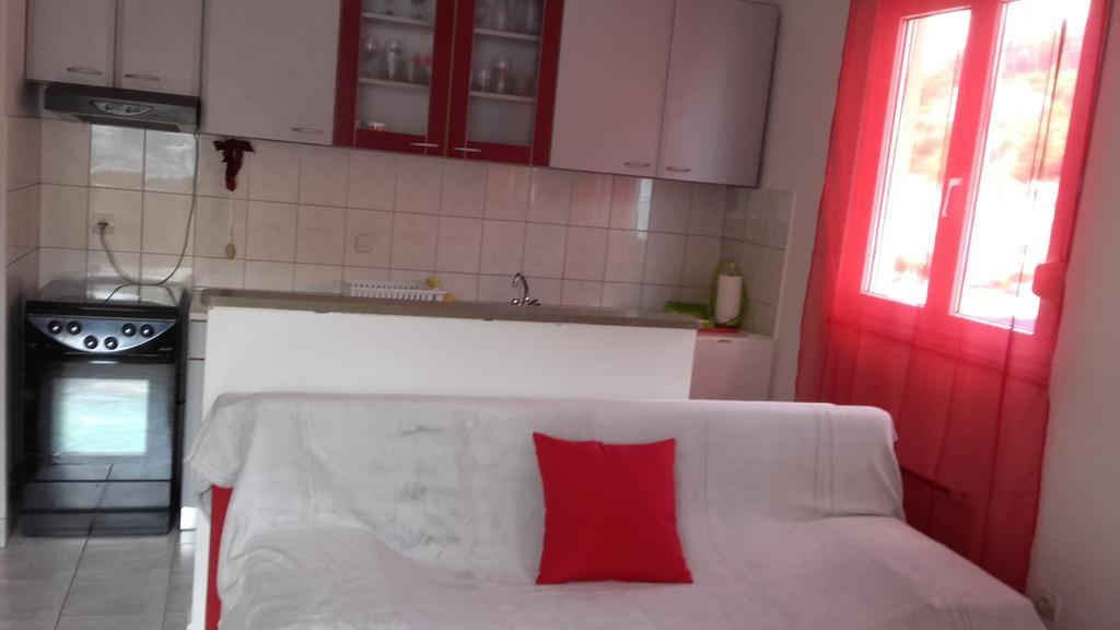 Apartment Max Omiš Exteriér fotografie